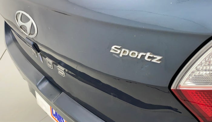 2021 Hyundai GRAND I10 NIOS SPORTZ 1.2 KAPPA VTVT CNG, CNG, Manual, 99,699 km, Dicky (Boot door) - Slightly dented
