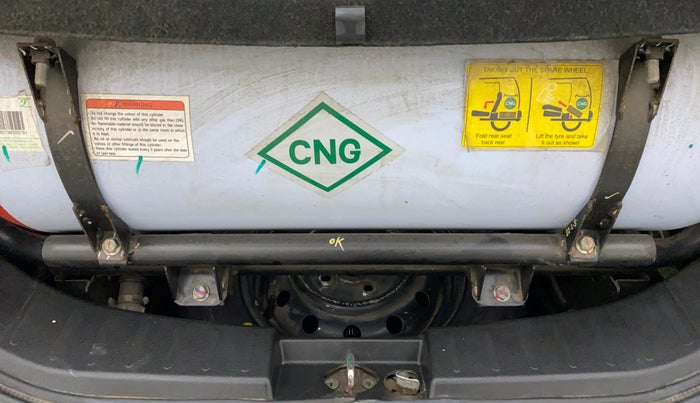 2018 Maruti Wagon R 1.0 LXI CNG, CNG, Manual, 92,242 km, Boot Inside