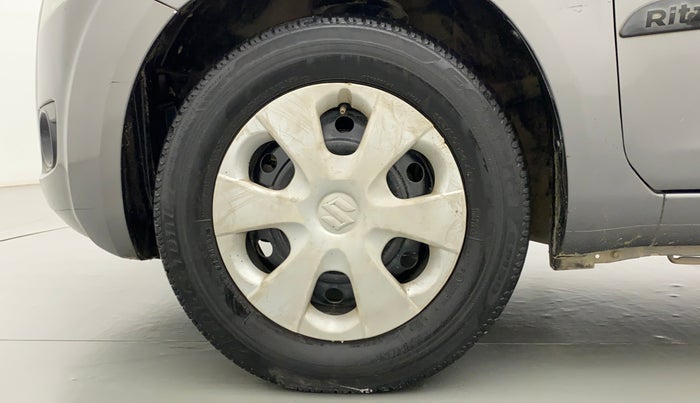 2011 Maruti Ritz VXI, Petrol, Manual, 1,04,495 km, Left Front Wheel