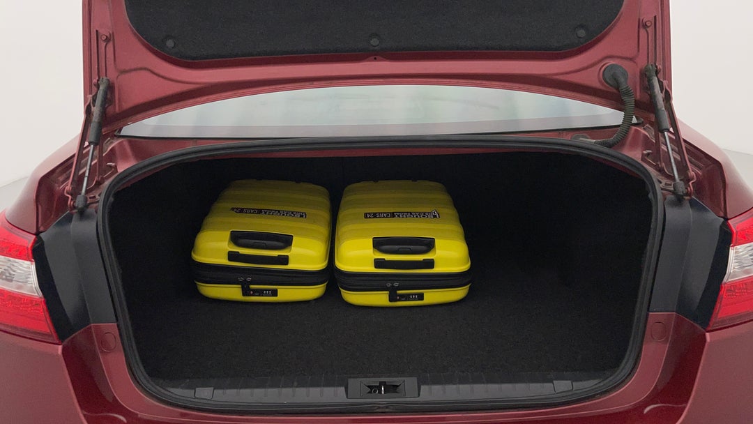 2016 Subaru Liberty 2.5i Premium, Automatic, 142898 km, Boot Inside View with Luggage