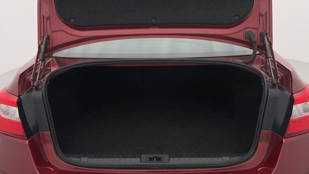 2016 Subaru Liberty 2.5i Premium, Automatic, 142898 km, Boot Inside View