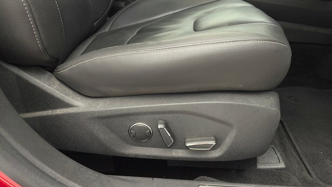 2017 Ford Mondeo Titanium Tdci, Automatic, 97140 km, Drivers Side Adjustment Panel