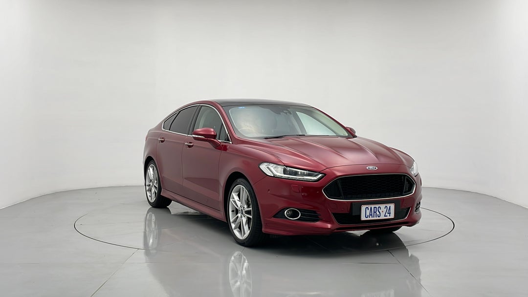 2017 Ford Mondeo Titanium Tdci, Automatic, 97140 km, Right Front Diagonal (45- Degree) View