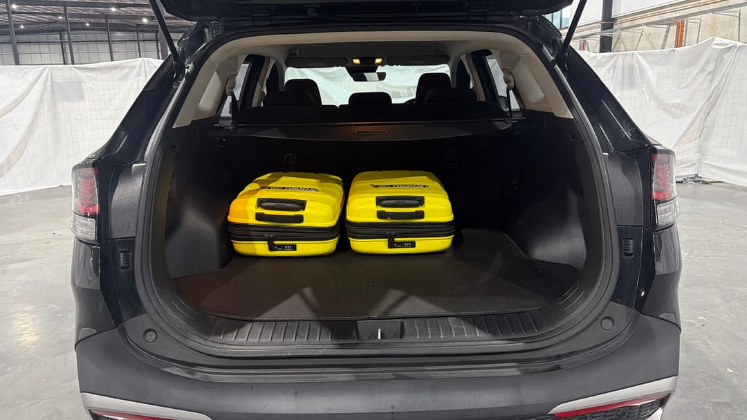 2021 Kia Sportage S (AWD), Automatic, 108201 km, Boot Inside View with Luggage