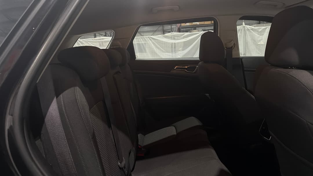 2021 Kia Sportage S (AWD), Automatic, 108201 km, Right Side Rear Door Cabin View