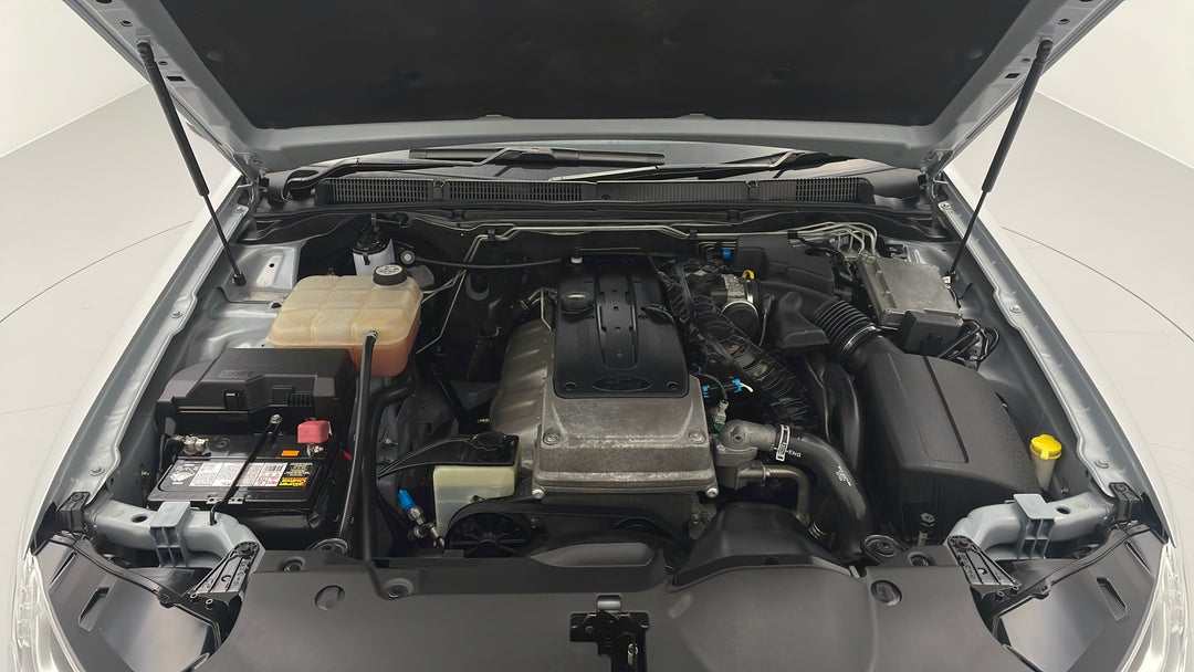 Open Bonnet (Engine)