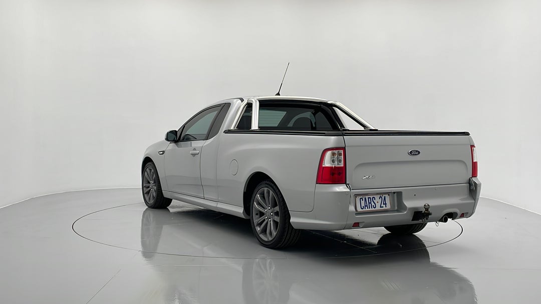 Left Back Diagonal (45- Degree) View