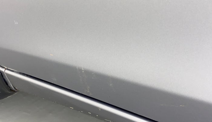 2018 Maruti Celerio VXI CNG, CNG, Manual, 76,475 km, Front passenger door - Slightly dented