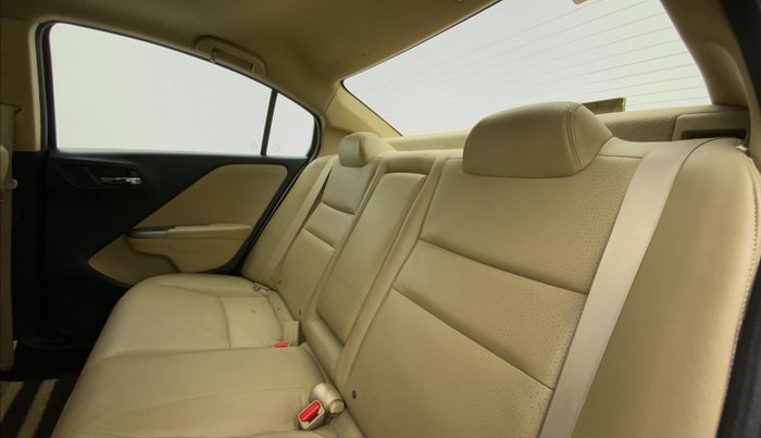 2016 Honda City 1.5L I-VTEC VX CVT, Petrol, Automatic, 95,723 km, Right Side Rear Door Cabin