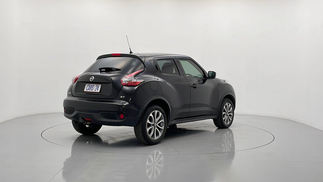 Right Back Diagonal (45- Degree) View