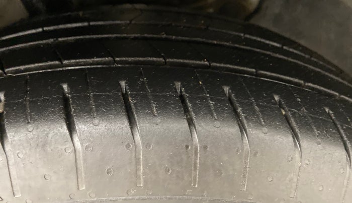 2018 Hyundai Creta E PLUS 1.4 DIESEL, Diesel, Manual, 65,326 km, Right Front Tyre Tread