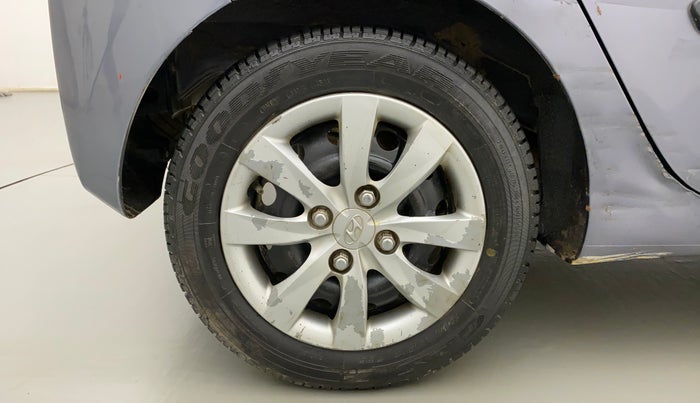 2011 Hyundai Eon MAGNA O, Petrol, Manual, 58,035 km, Right Rear Wheel