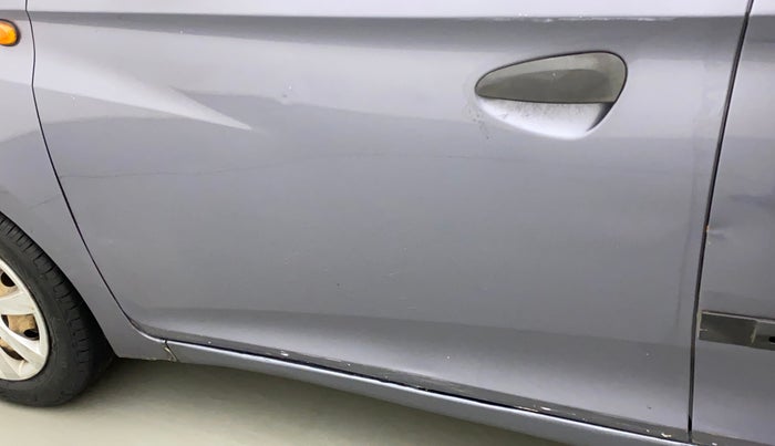 2011 Hyundai Eon MAGNA O, Petrol, Manual, 58,035 km, Front passenger door - Minor scratches