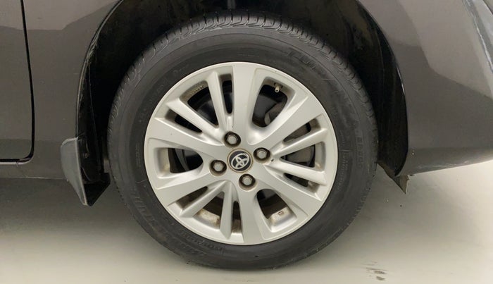 2018 Toyota YARIS VX MT, Petrol, Manual, 30,443 km, Right Front Wheel
