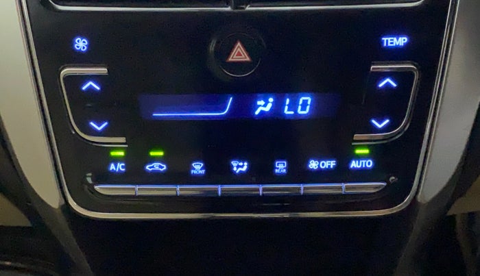 2018 Toyota YARIS VX MT, Petrol, Manual, 30,443 km, Automatic Climate Control