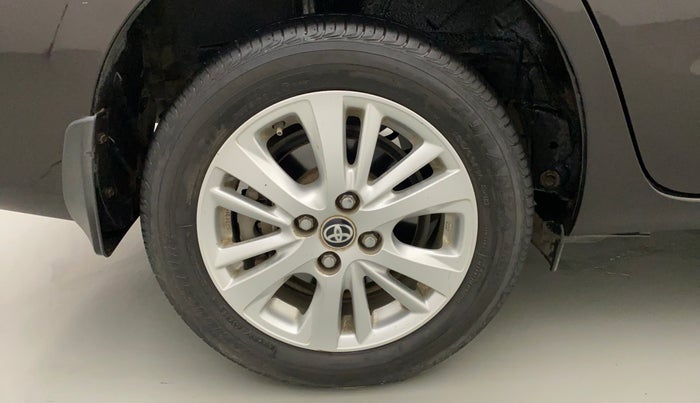 2018 Toyota YARIS VX MT, Petrol, Manual, 30,443 km, Right Rear Wheel