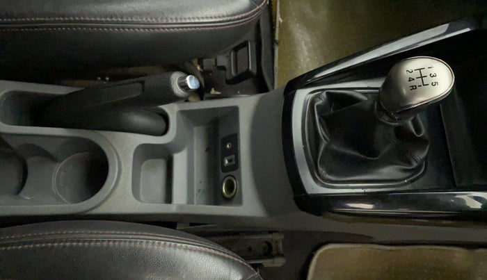 2014 Ford Ecosport 1.5 TITANIUMTDCI OPT, Diesel, Manual, 86,925 km, Gear Lever