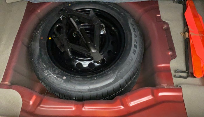 2015 Ford Figo Aspire 1.2 TITANIUM+ PETROL, Petrol, Manual, 22,831 km, Spare Tyre