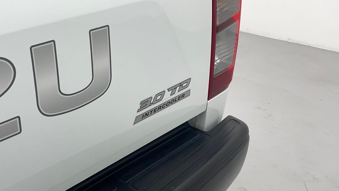 Badge (Boot Right Side)