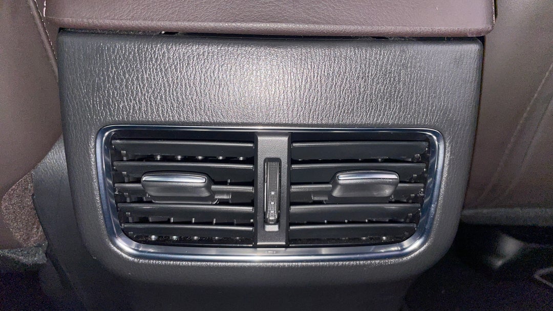 Rear A/C Vent