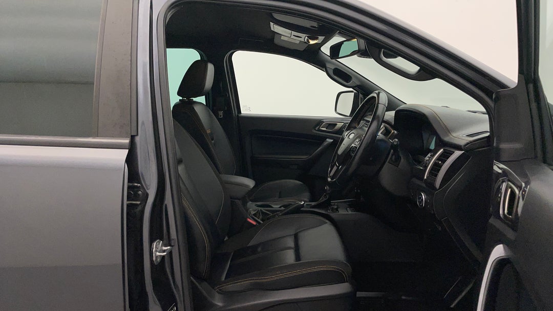 2021 Ford Ranger Wildtrak 3.2 (4x4), Automatic, 40322 km, Right Side Front Door Cabin View