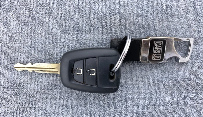 2019 Hyundai Grand i10 SPORTZ 1.2 KAPPA VTVT, Petrol, Manual, 39,746 km, Key Close Up
