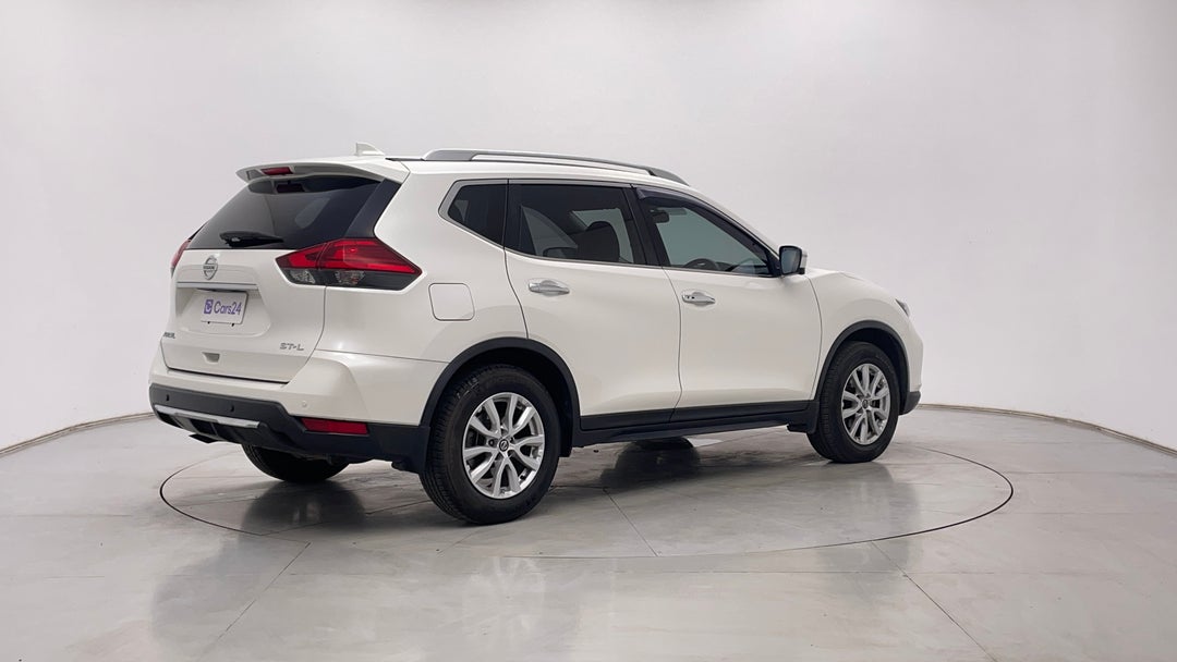 Right Back Diagonal (45- Degree) View