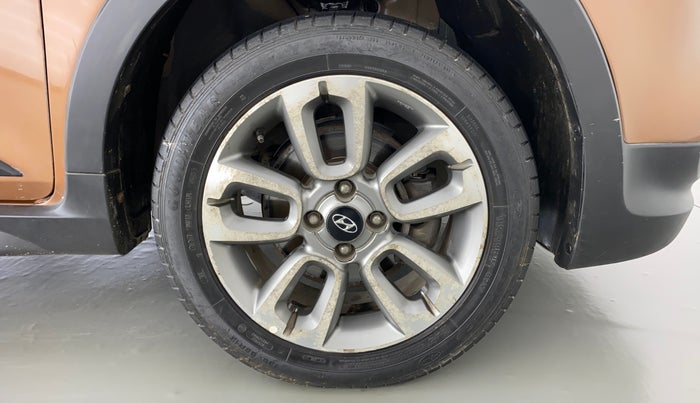 2015 Hyundai i20 Active 1.2 S, Petrol, Manual, 70,259 km, Right Front Wheel
