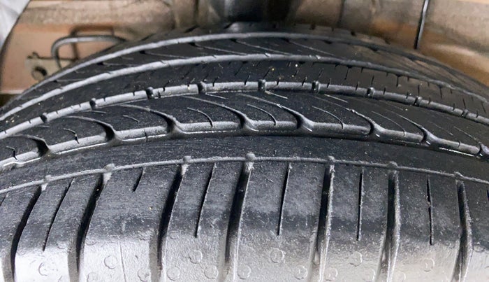 2015 Hyundai i20 Active 1.2 S, Petrol, Manual, 70,259 km, Right Rear Tyre Tread