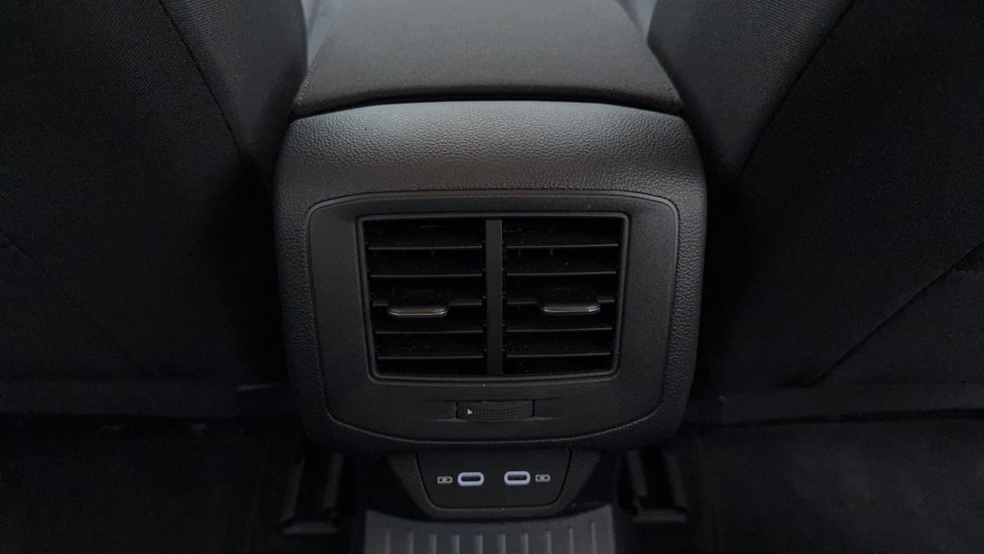 Rear A/C Vent