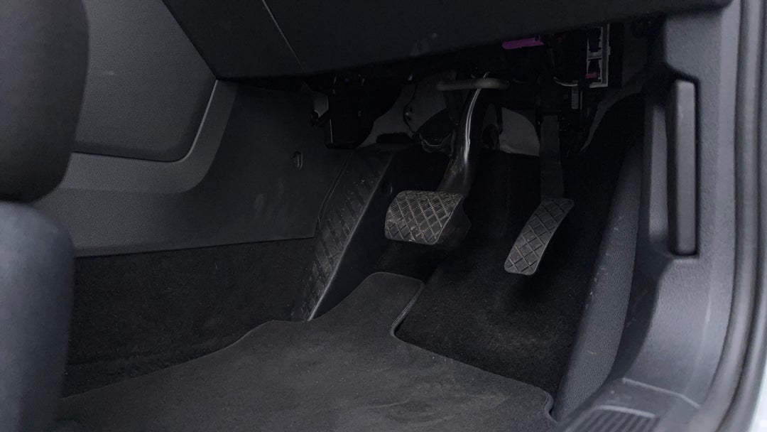Pedals and Footmat