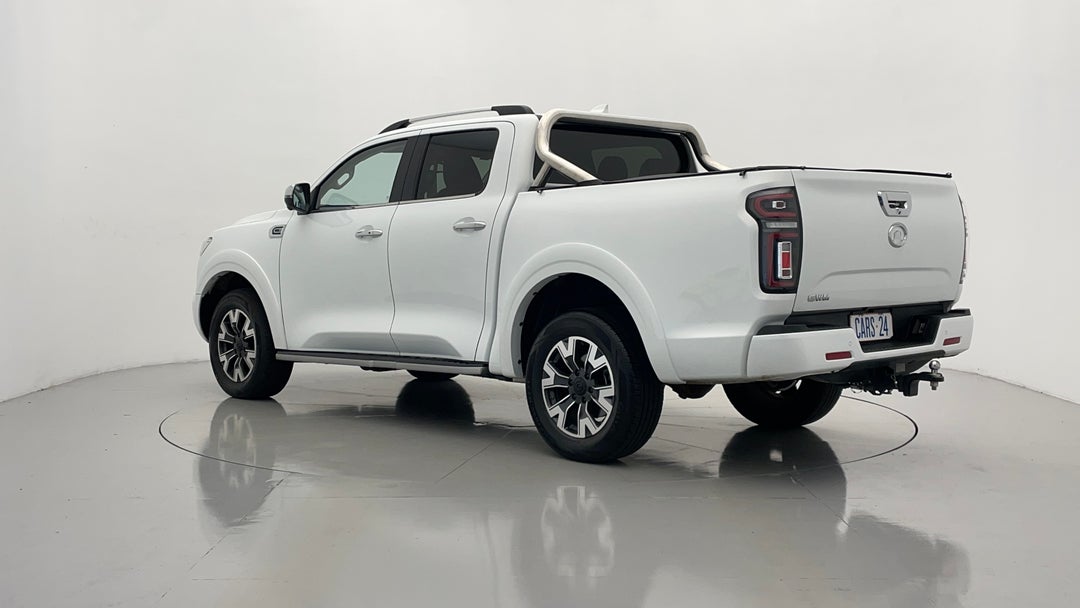 Left Back Diagonal (45- Degree) View