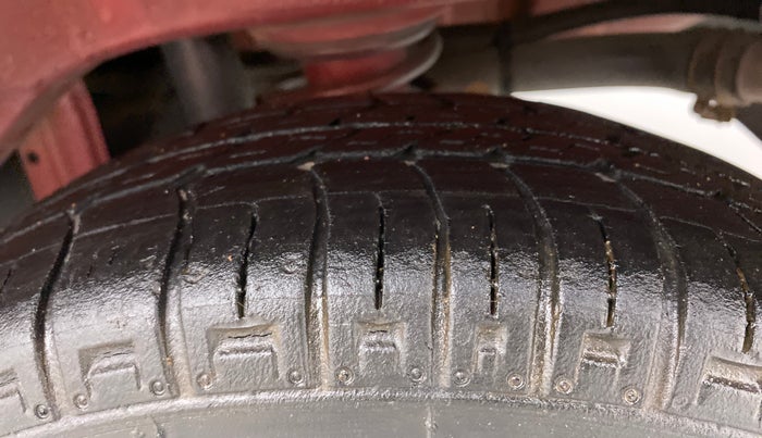 2017 Maruti Alto 800 LXI, Petrol, Manual, 49,061 km, Left Rear Tyre Tread
