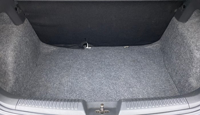 2015 Volkswagen Polo HIGHLINE1.2L PETROL, Petrol, Manual, 28,407 km, Boot Inside