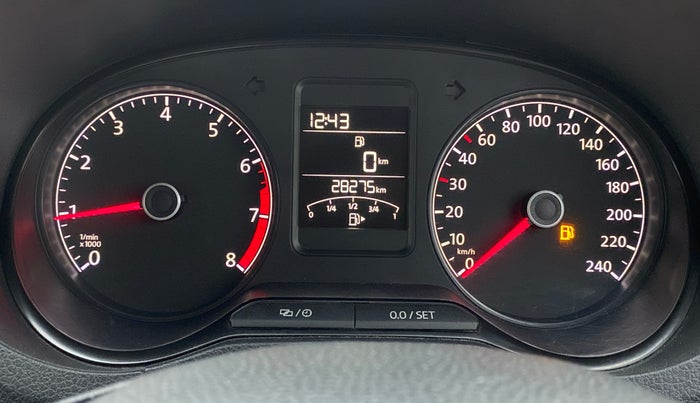 2015 Volkswagen Polo HIGHLINE1.2L PETROL, Petrol, Manual, 28,407 km, Odometer Image