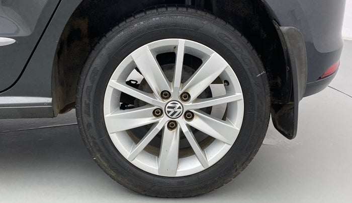 2015 Volkswagen Polo HIGHLINE1.2L PETROL, Petrol, Manual, 28,407 km, Left Rear Wheel