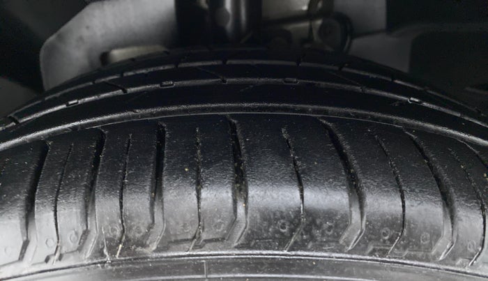 2017 Ford Ecosport TITANIUM 1.5L PETROL, Petrol, Manual, 58,166 km, Left Front Tyre Tread
