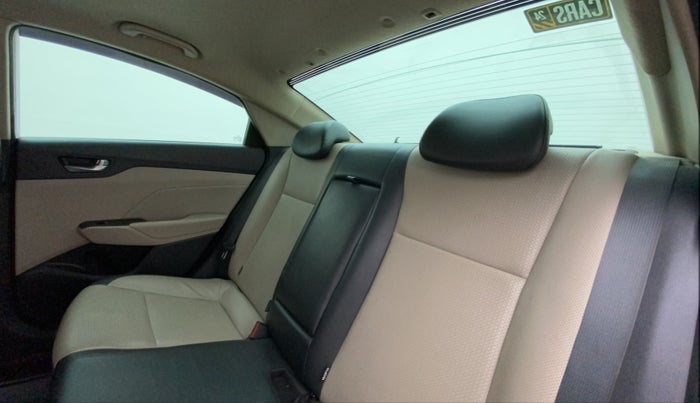 2020 Hyundai Verna SX (O) 1.5 CRDI, Diesel, Manual, 46,502 km, Right Side Rear Door Cabin