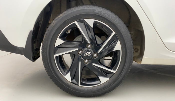 2020 Hyundai Verna SX (O) 1.5 CRDI, Diesel, Manual, 46,502 km, Right Rear Wheel