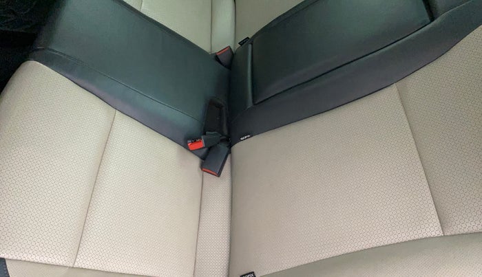 2020 Hyundai Verna SX (O) 1.5 CRDI, Diesel, Manual, 46,502 km, Second-row left seat - Seat Belt Missing