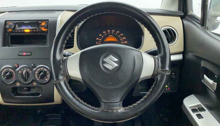2017 Maruti Wagon R 1.0 LXI CNG, CNG, Manual, 68,380 km, Steering Wheel Close Up