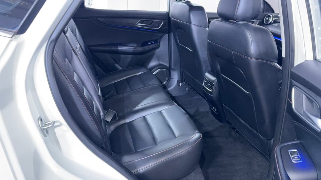 2021 MG HS Excite X, Automatic, 47005 km, Right Side Rear Door Cabin View