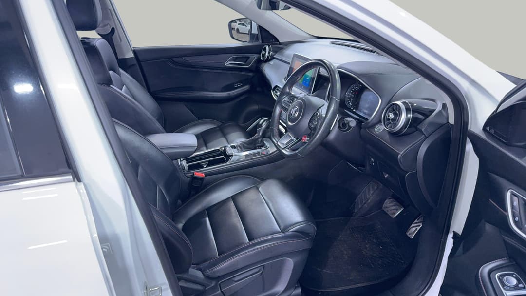 2021 MG HS Excite X, Automatic, 47005 km, Right Side Front Door Cabin View