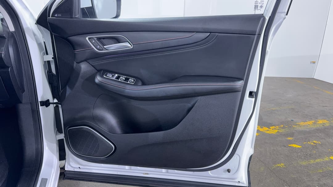 2021 MG HS Excite X, Automatic, 47005 km, Speaker View