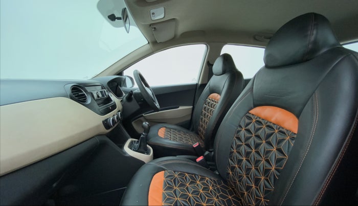 2017 Hyundai Grand i10 ERA 1.2 VTVT, Petrol, Manual, 32,645 km, Right Side Front Door Cabin