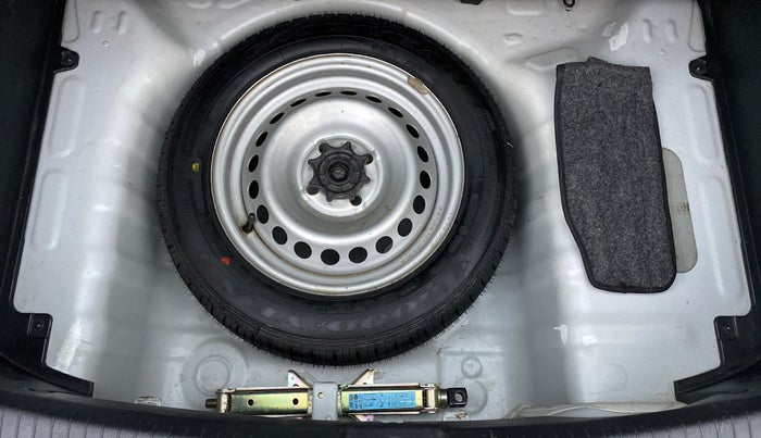 2017 Hyundai Grand i10 ERA 1.2 VTVT, Petrol, Manual, 32,645 km, Spare Tyre