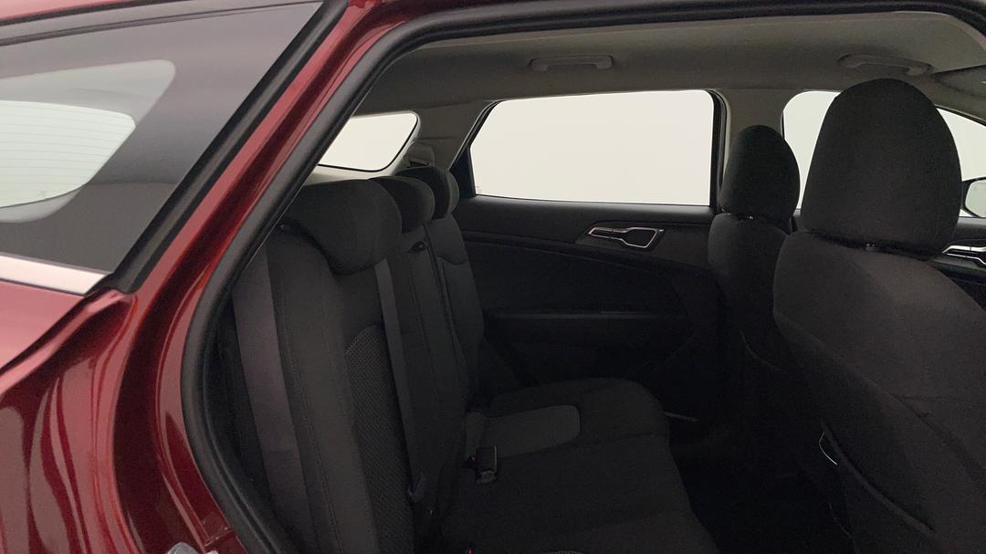 2022 Kia Sportage S (awd), Automatic, 78124 km, Right Side Rear Door Cabin View