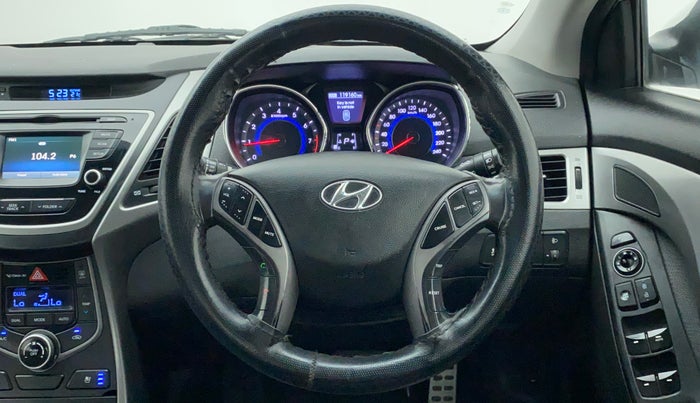 2015 Hyundai New Elantra 1.8 SX AT VTVT, Petrol, Automatic, 1,19,067 km, Steering Wheel Close Up