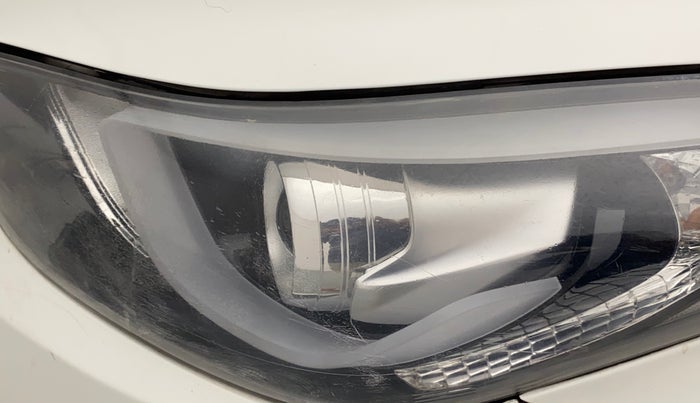 2015 Hyundai New Elantra 1.8 SX AT VTVT, Petrol, Automatic, 1,19,067 km, Left headlight - Faded