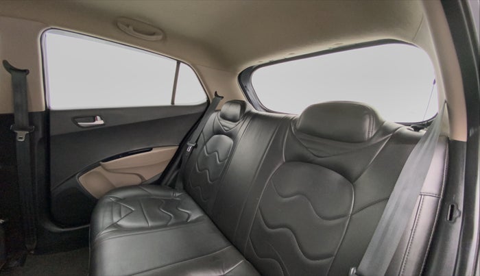 2019 Hyundai Grand i10 SPORTZ 1.2 KAPPA VTVT, Petrol, Manual, 37,450 km, Right Side Rear Door Cabin